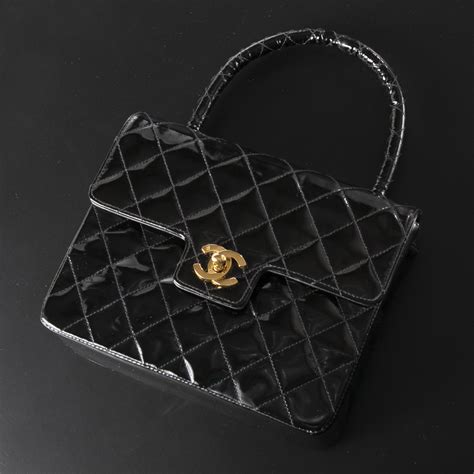 chanel バッグ 中古|中古のシャネル(CHANEL)のバッグを買うならギャラリーレア公 .